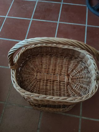 Cesta Portabotellas Vintage de Mimbre