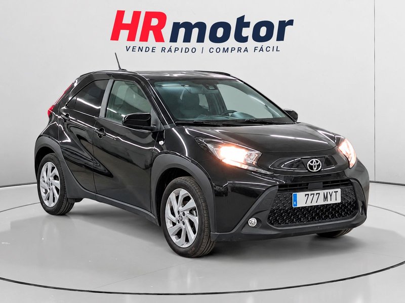 Toyota Aygo X Cross 1.0 Undercover CVT 2025