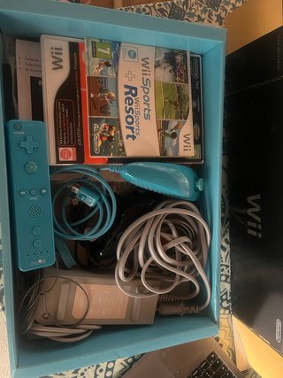 Nintendo Wii Negra + Wii Sports Resort