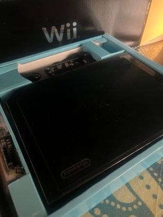 Nintendo Wii Negra + Wii Sports Resort