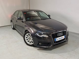 Audi A4 3.2 FSI quattro