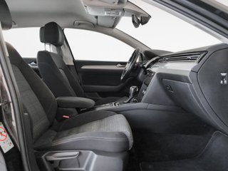 Volkswagen Passat Executive 1.5 TSI 110 kW (150 CV)