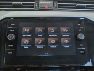 Volkswagen Passat Executive 1.5 TSI 110 kW (150 CV)
