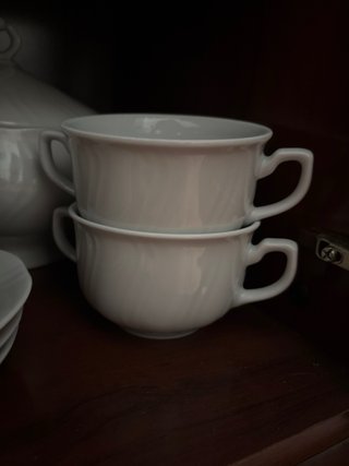 Vajilla de porcelana blanca