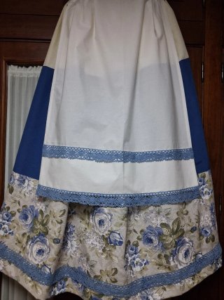 Zagalejo y delantal huertana floral
