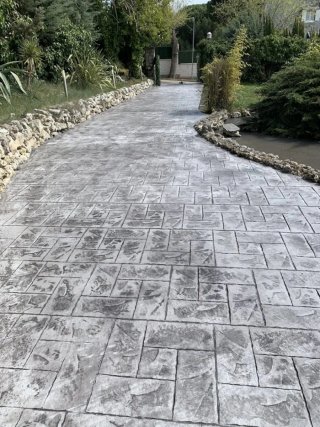 Losa vivienda hormigón impreso muros