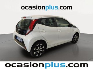 Toyota Aygo 1.0 70 x-play 53 kW (72 CV)