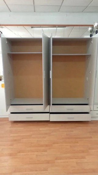 Armario de Madera con Estantes y Cajones
