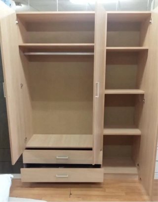Armario de Madera con Estantes y Cajones