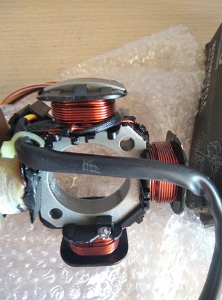 Stator 12V nuevo para Derbi Variant start5