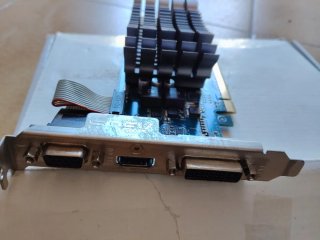 Tarjeta Gráfica Asus 210 al tc1gd3