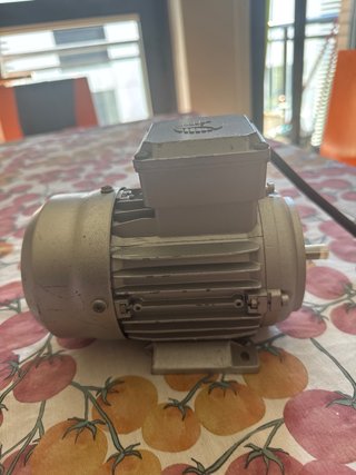 Motor Eléctrico 0.1kw DMT MS 562-4