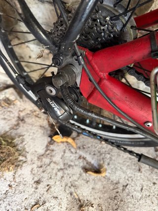 Triciclo reclinado con motor