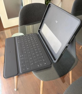 Funda-teclado Logitech Rugged Folio