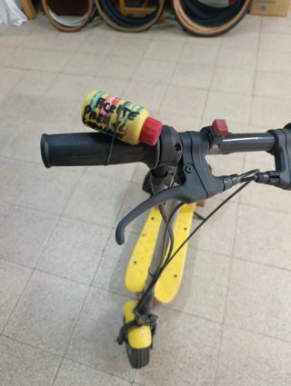 Patinete a Gasolina Amarillo