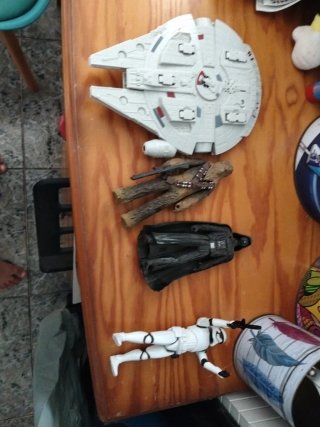 Set de Figuras y Nave Star Wars