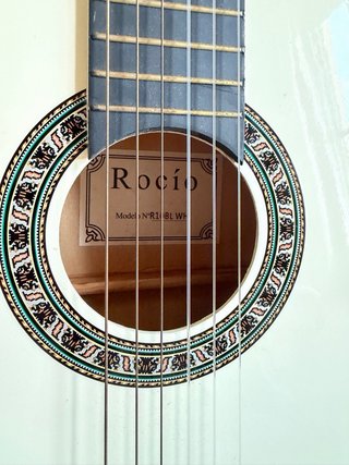 Guitarra Española Blanca con Funda