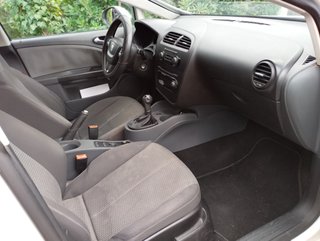 SEAT Leon 2010 1.6 tdi 105 Cv