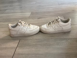 Nike Air Force 1 (2 pares) B:37.5 N:38.5