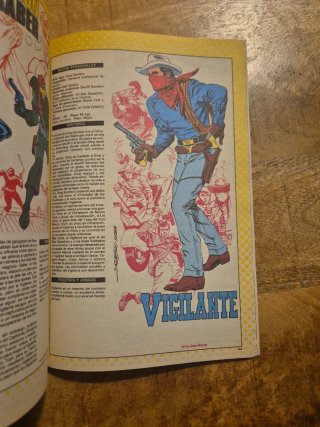 Cómic el vigilante, incluye 3 números.