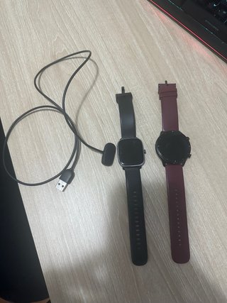 2 Smartwatches (No funcionan)