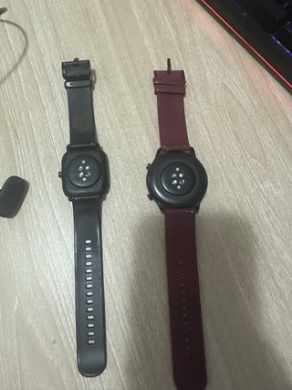 2 Smartwatches (No funcionan)