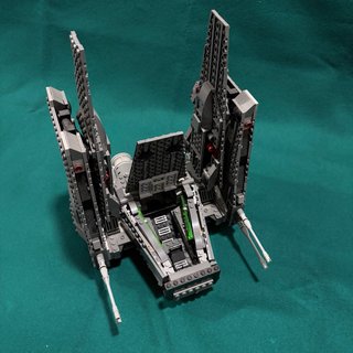 LEGO Star Wars Transbordador de Kylo Ren