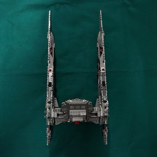 LEGO Star Wars Transbordador de Kylo Ren