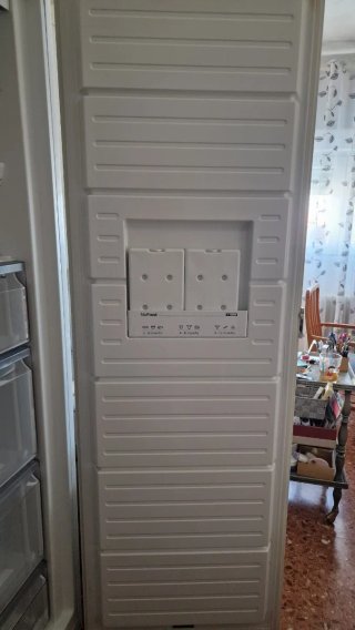Congelador Vertical Balay NoFrost