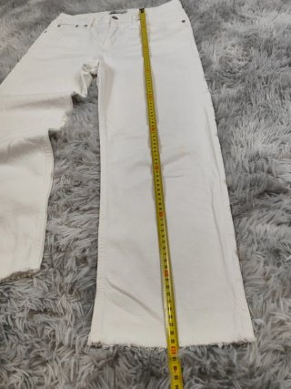 Pantalón Blanco Zara