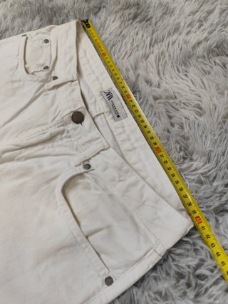Pantalón Blanco Zara