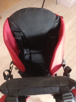 Mochila Portabebés Deuter para Montaña