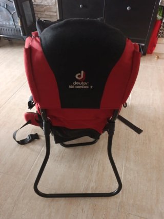 Mochila Portabebés Deuter para Montaña