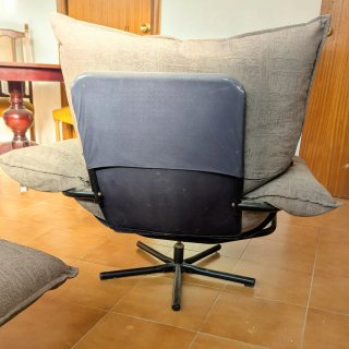 2 Sillones Butacas Giratorios y Reposapiés