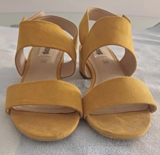 Sandalias MUSTANG serraje amarillas