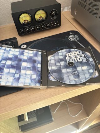 CD TODO ÉXITOS Los Números Uno del Año