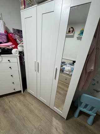 Armario IKEA Blanco con Espejo