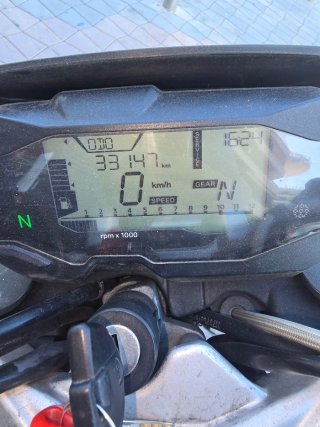BMW G310R