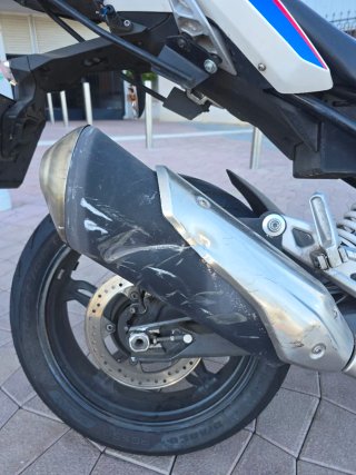 BMW G310R