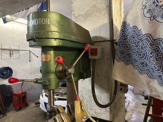 Taladro de columna Asideh TB-17