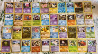 Lote de más de 240 cartas Pokémon