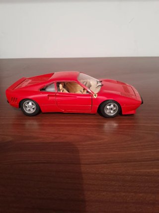 Ferrari GTO 1/24