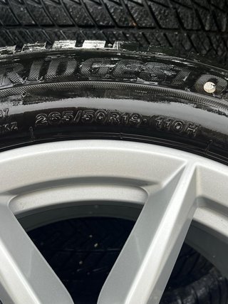 2 Llantas Bridgestone con Neumáticos