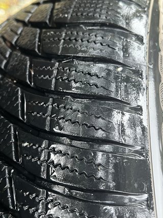 2 Llantas Bridgestone con Neumáticos