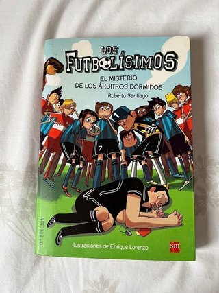 Los Futbolísimos 1: El misterio de los árbitros...