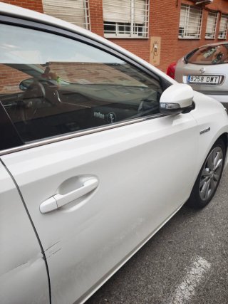 Toyota Auris 2015