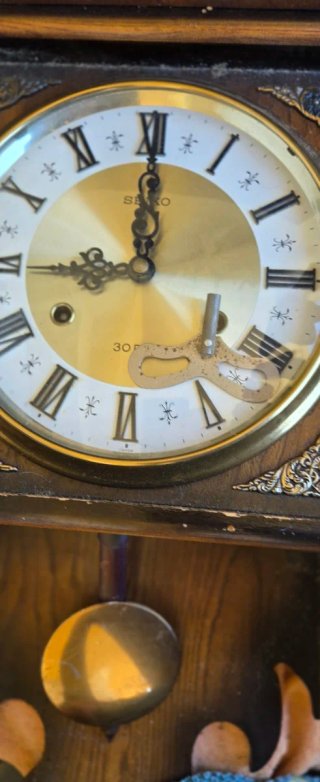 Reloj de pared Seiko madera,para restaurar