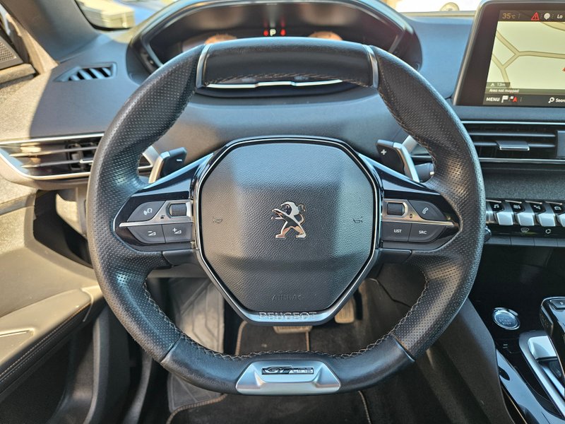 Peugeot 5008 2020, foto 26