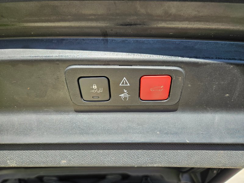 Peugeot 5008 2020, foto 32