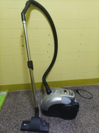 Aspiradora LG Turbo 1700W